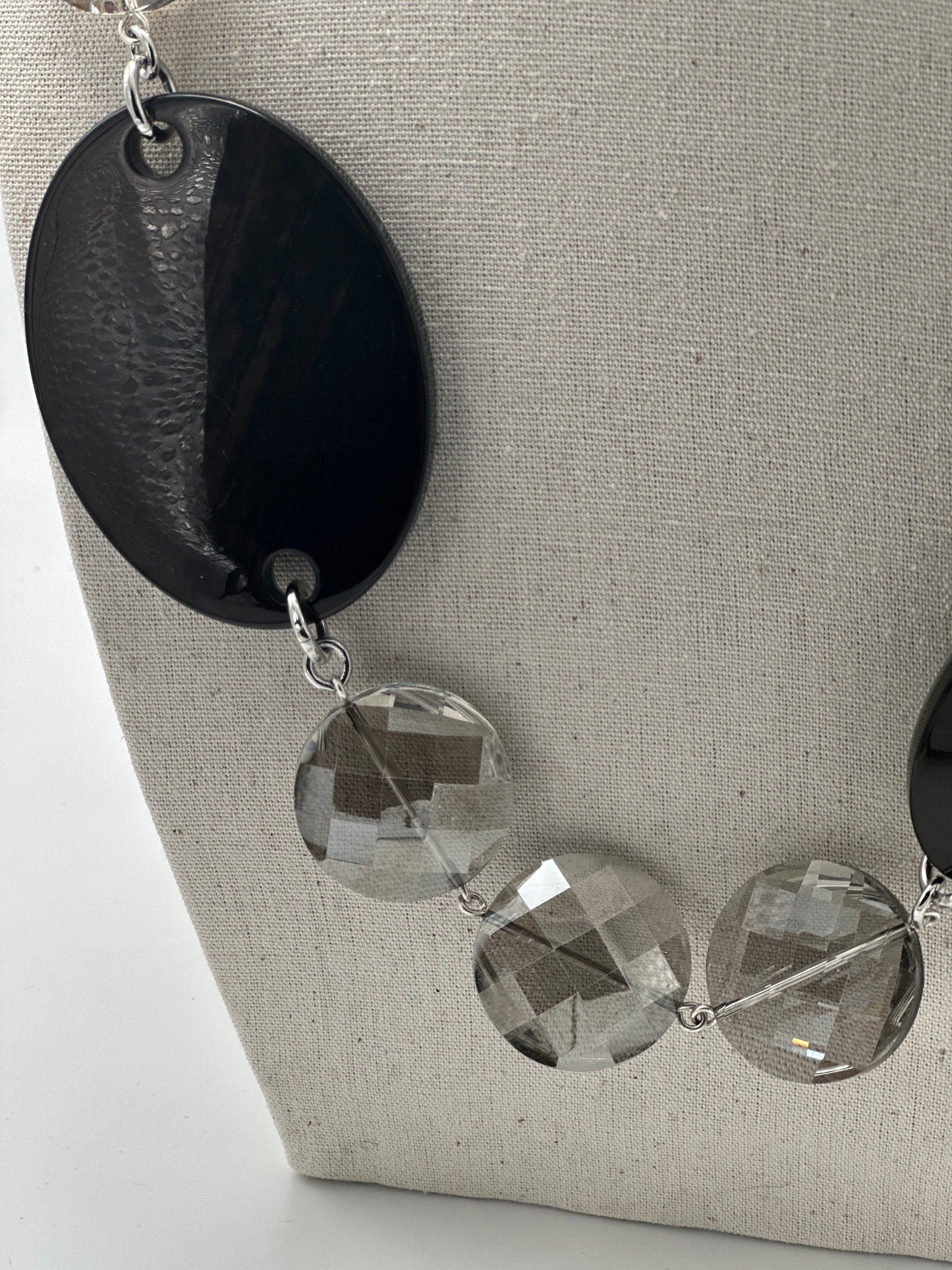 BOUCLES D'OREILLES COLLIER ELEMENTS SCINTILLANTS - Francine BRAMLI