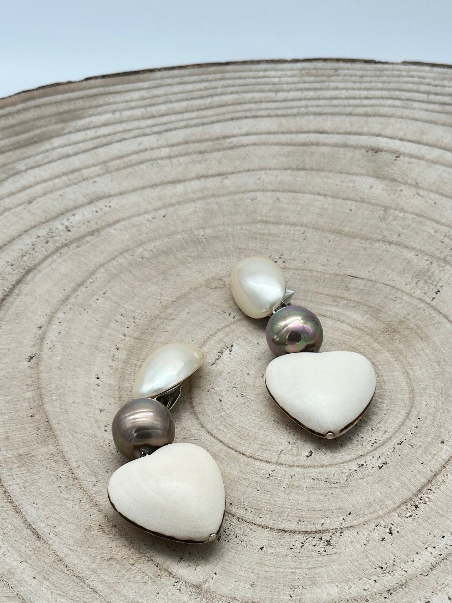 BOUCLES D'OREILLES PERLES CŒUR BOUCLES D'OREILLESIS - Francine BRAMLI