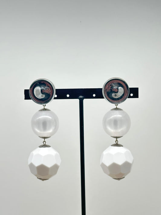 BOUCLES D'OREILLES PERLES D’IMITATIONS - Francine BRAMLIN