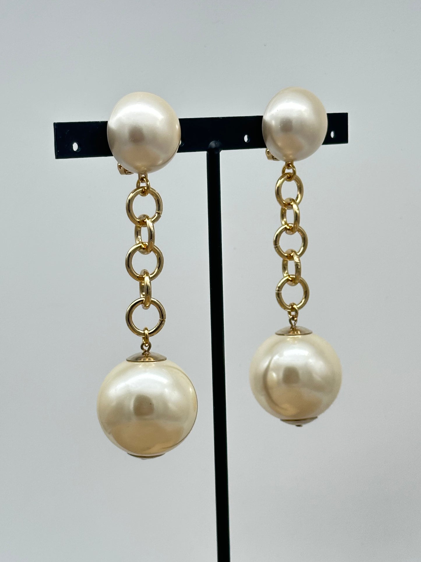 BOUCLES D'OREILLES PERLES FANTAISIES  - Francine BRAMLI