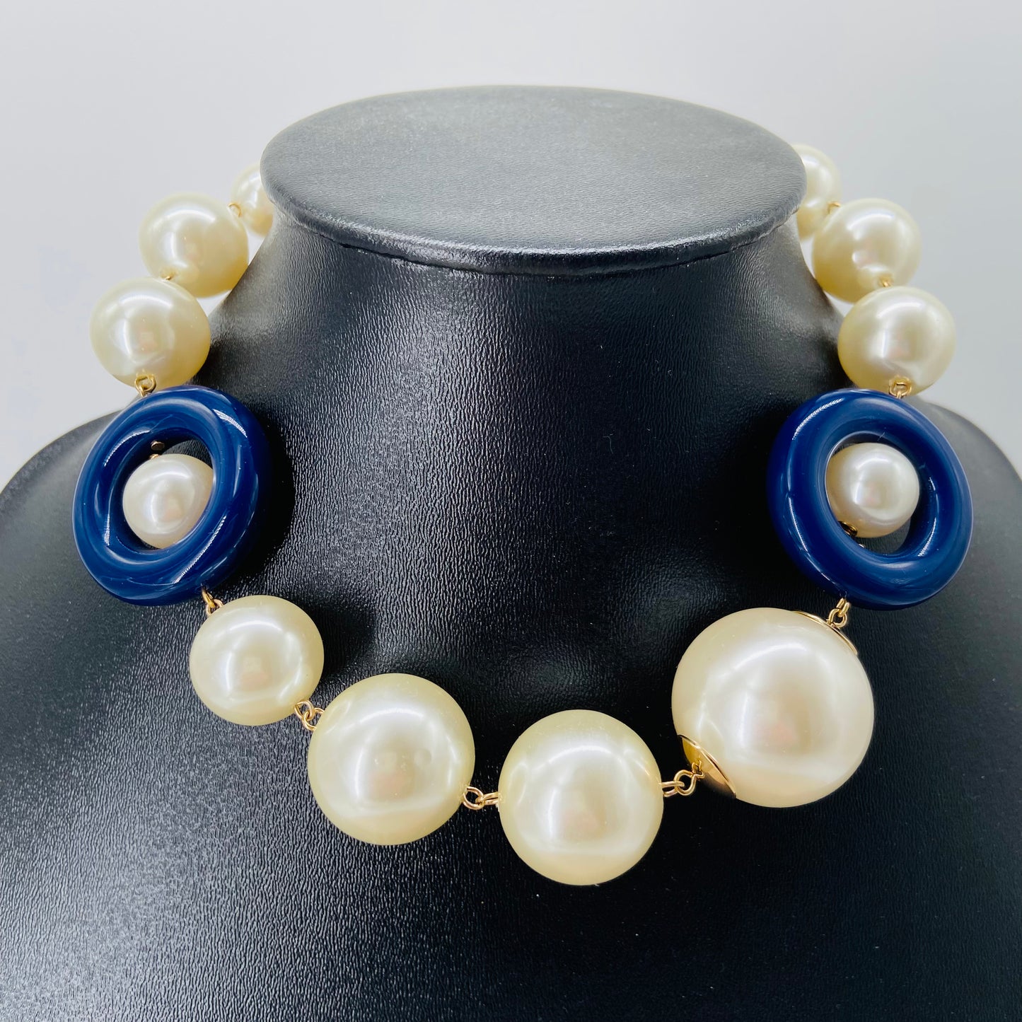 COLLIER blanc et marine - Francine BRAMLI