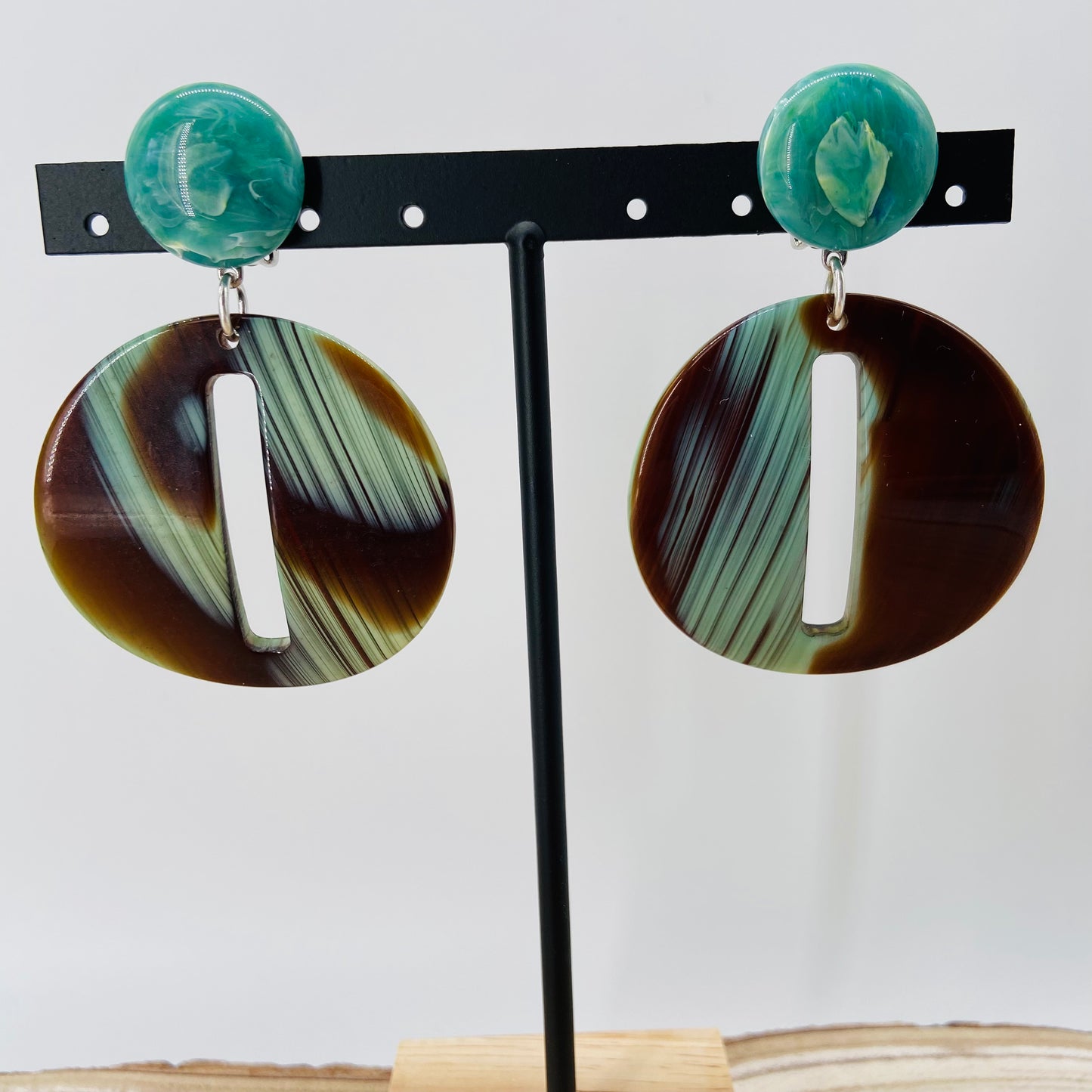 BOUCLES D'OREILLES vertes et marrons - Francine BRAMLI