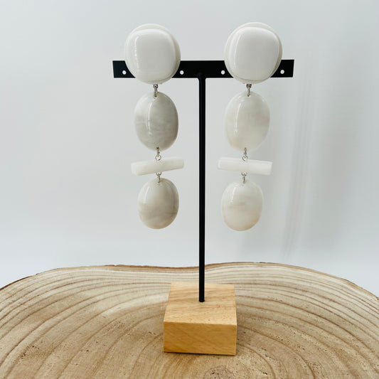 BOUCLES D'OREILLES Longues Danseuses Blanches- Francine BRAMLI