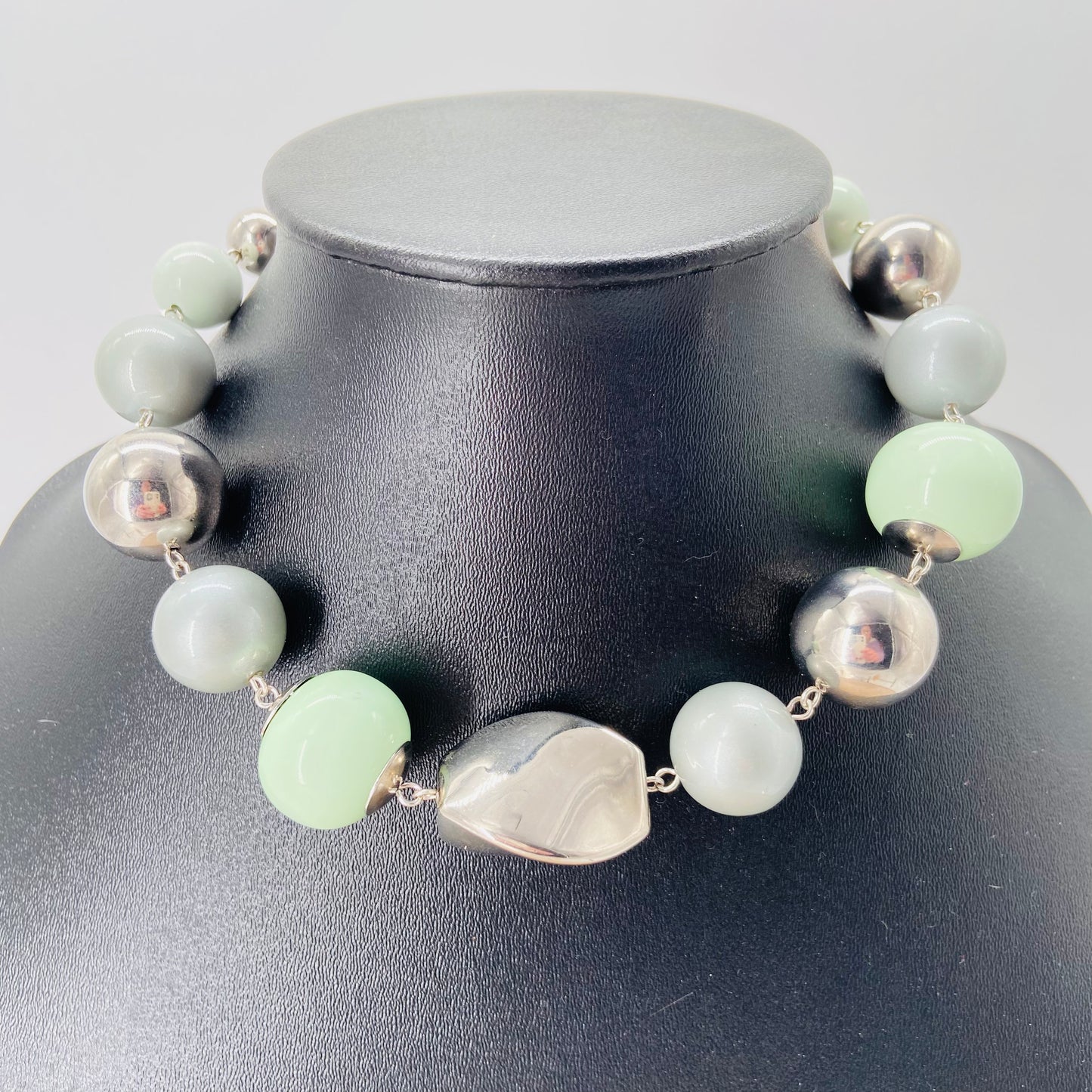 COLLIER perles gris et vert d'eau - Francine BRAMLI