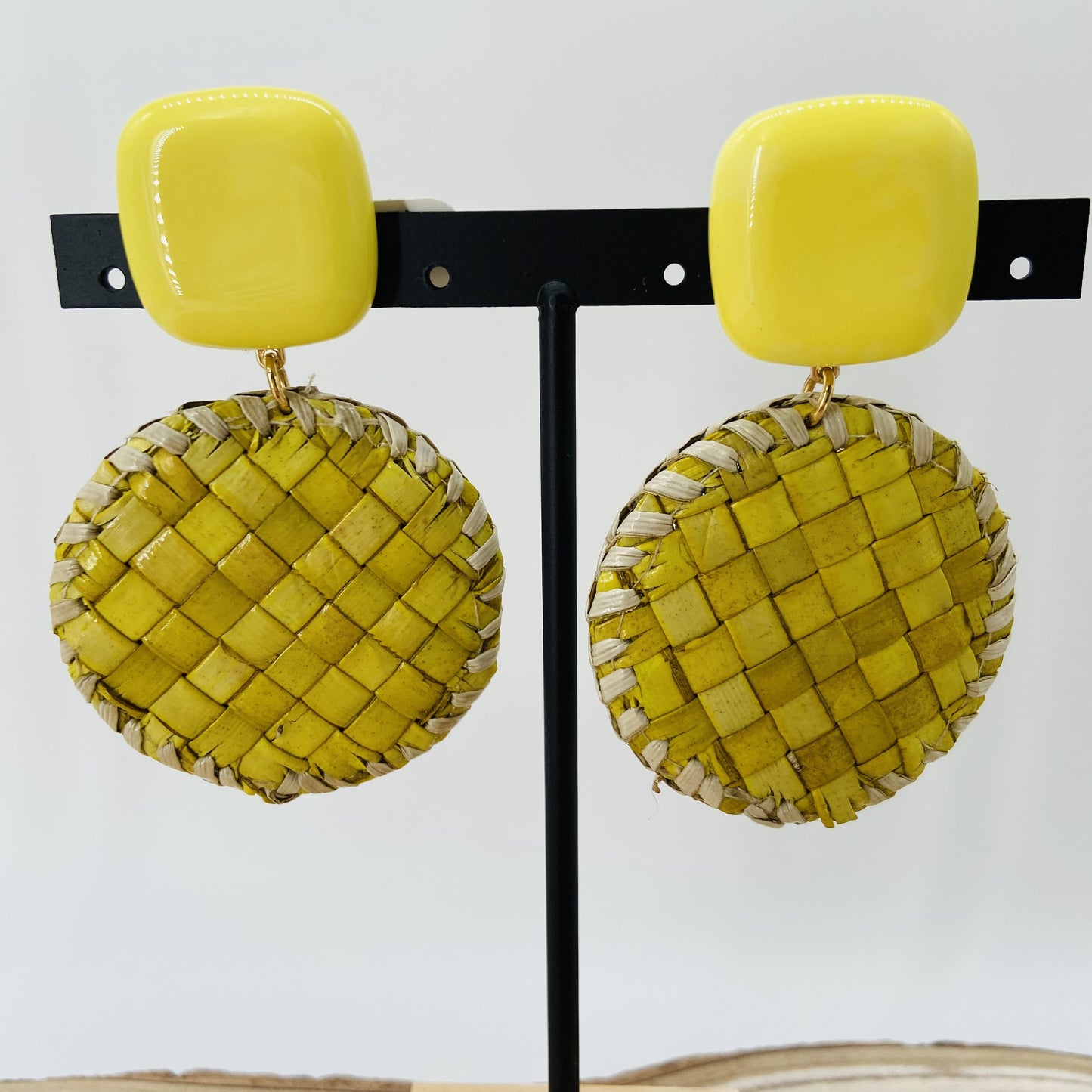 BOUCLES D'OREILLES Jaune en Raphia tressé - Francine BRAMLI