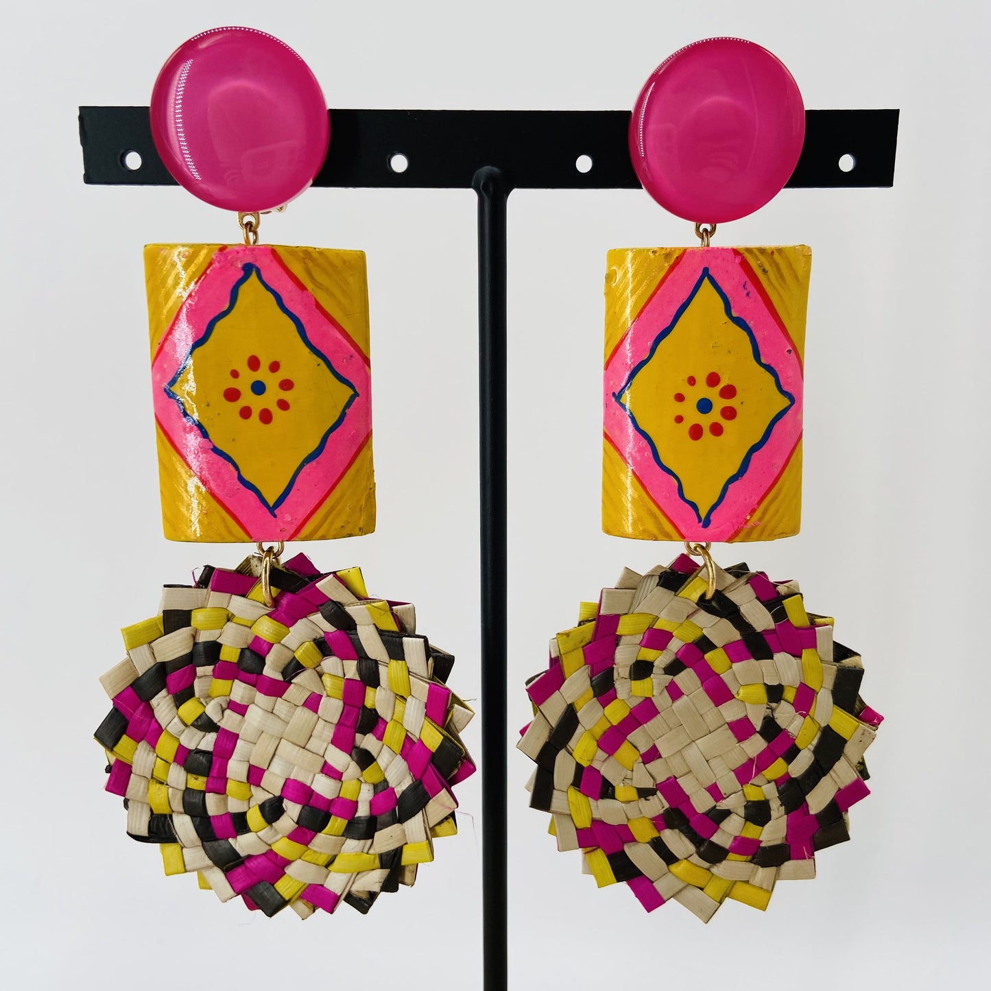 BOUCLES D'OREILLES dessins Raphia tressé - Francine BRAMLI