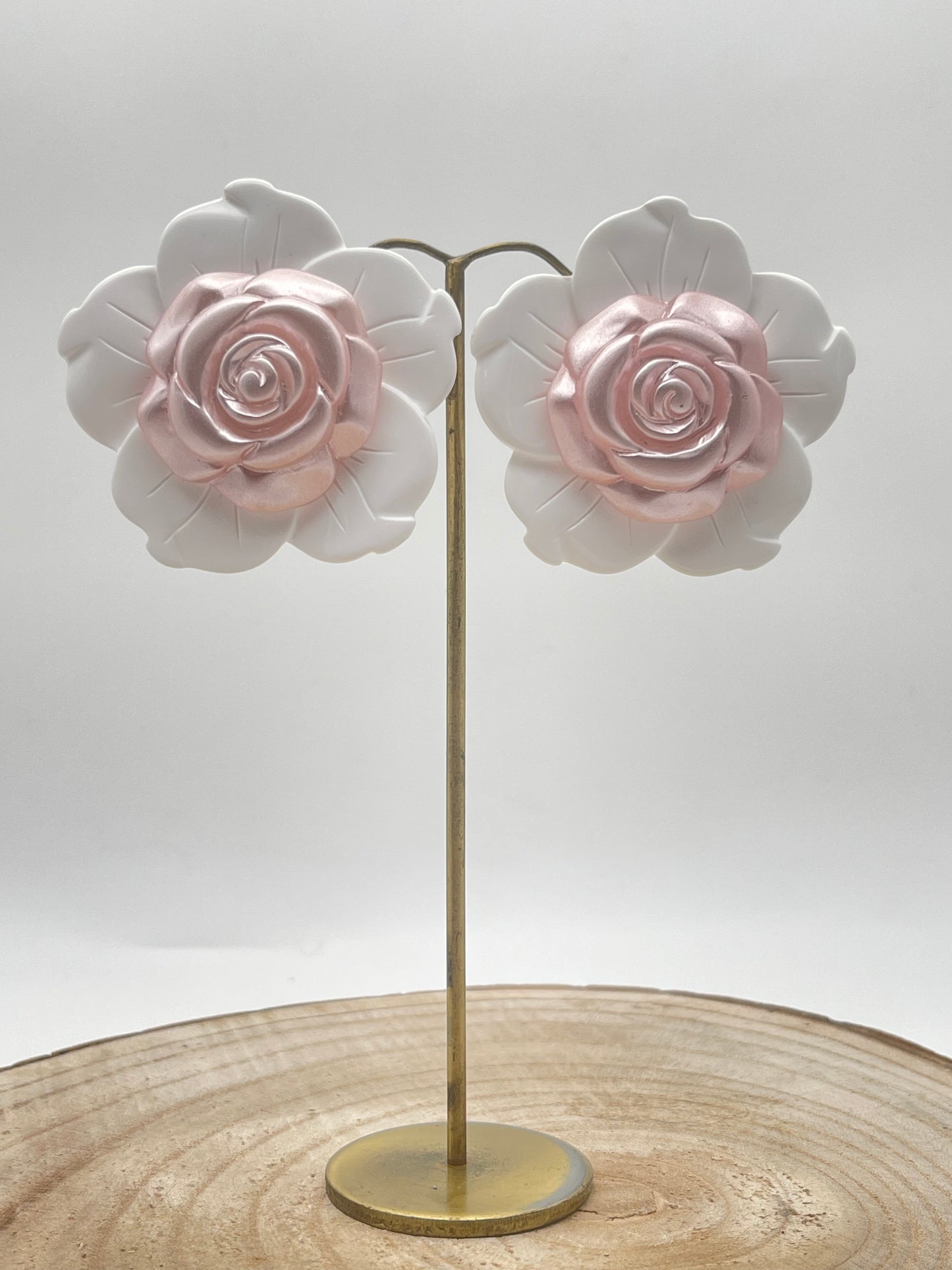 Cabochon Camélia; Francine BRAMLI