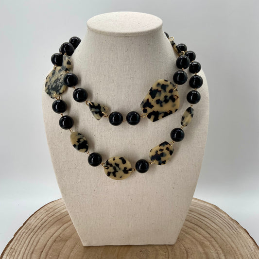 COLLIER LONG Noir et Blanc- Francine BRAMLI