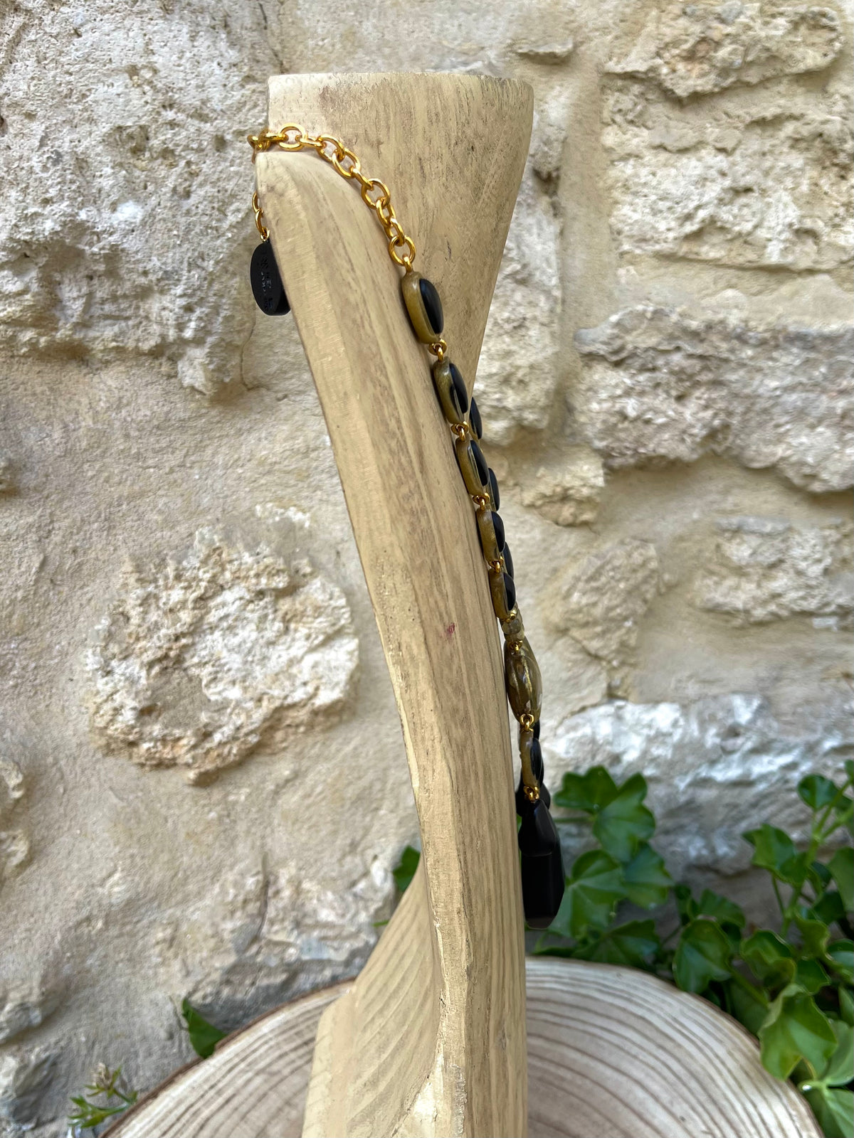 Collier SEYI NOIR/DORÉ - Dominique Devaine