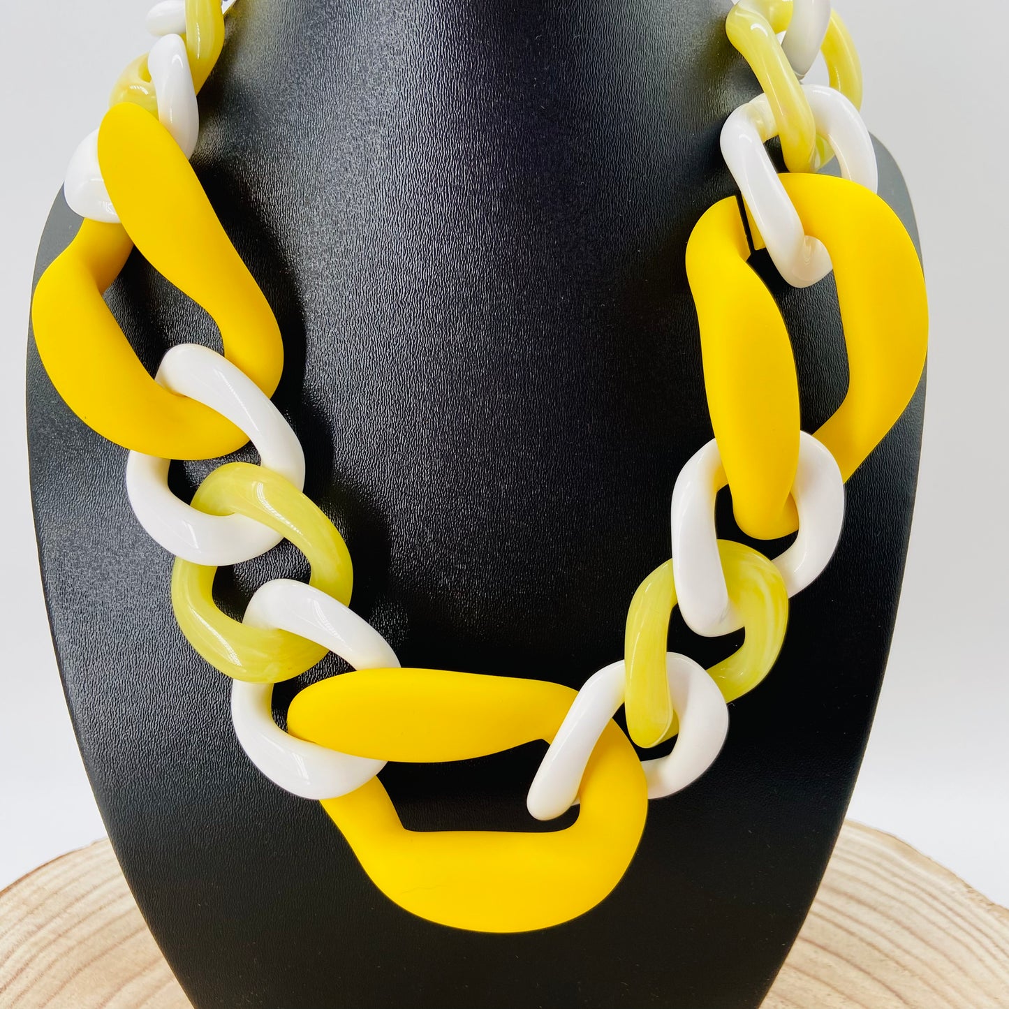 COLLIER MAILLONS Jaune et blanc - Francine BRAMLI