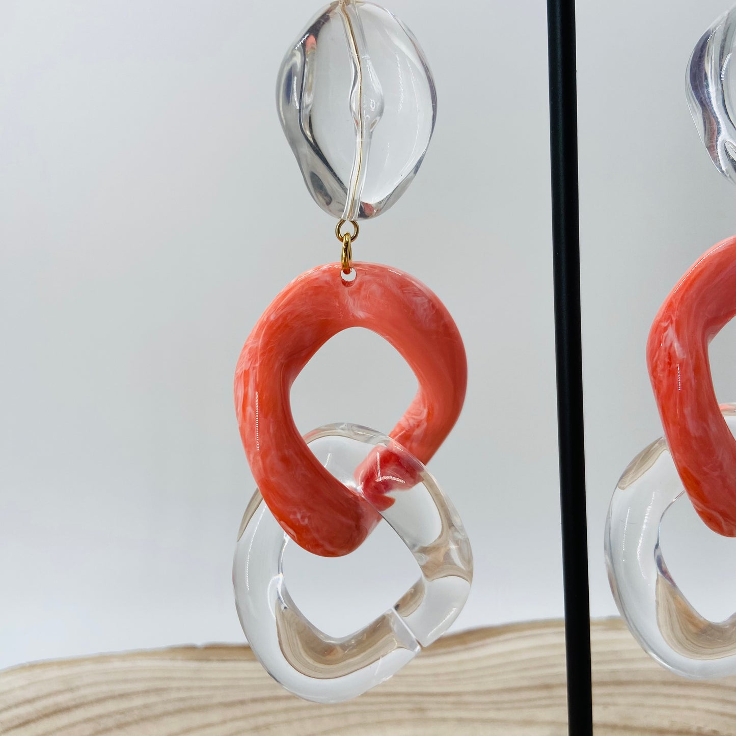 BOUCLES D'OREILLES maillons corail marbré - Francine BRAMLI