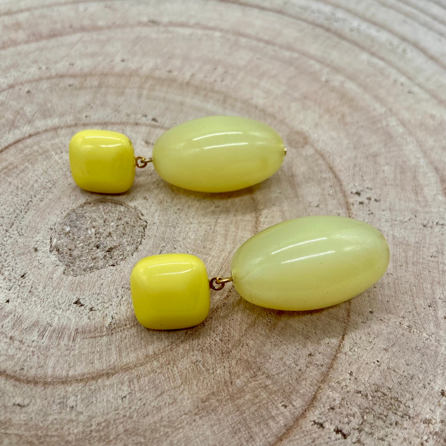 Boucles d'oreilles boules ovales jaunes - Francine BRAMLI